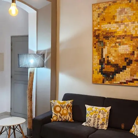 Le Barreme Apartment *
