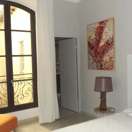 Le Barreme Apartment